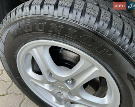 Серый Мицубиси Аутлендер, объемом двигателя 2 л и пробегом 196 тыс. км за 6450 $, фото 38 на Automoto.ua