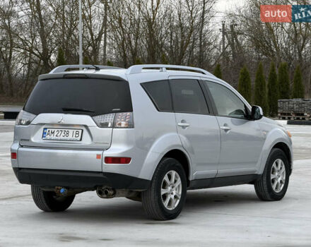 Серый Мицубиси Аутлендер, объемом двигателя 2 л и пробегом 299 тыс. км за 7750 $, фото 6 на Automoto.ua