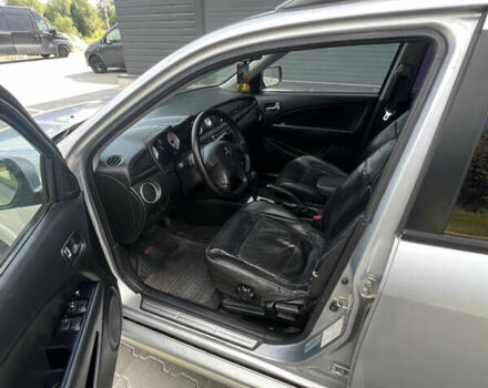 Мицубиси Аутлендер 2007 в Львове на Automoto.ua Серый Мицубиси Аутлендер, объемом двигателя 2.38 л и пробегом 279 тыс. км за 5600 $, фото 5 на Automoto.ua