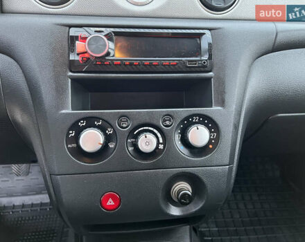 Сірий Міцубісі Аутлендер, об'ємом двигуна 2 л та пробігом 192 тис. км за 6400 $, фото 47 на Automoto.ua