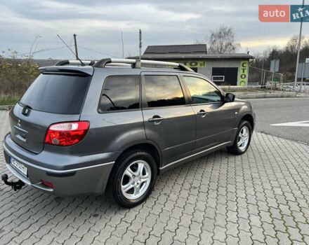 Сірий Міцубісі Аутлендер, об'ємом двигуна 2 л та пробігом 192 тис. км за 6400 $, фото 30 на Automoto.ua