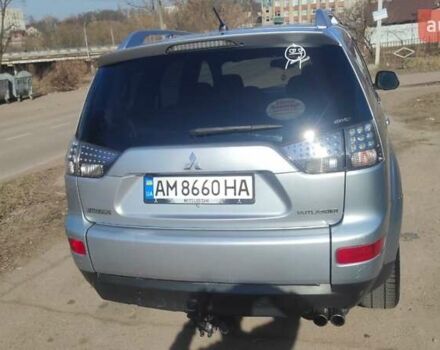 Сірий Міцубісі Аутлендер, об'ємом двигуна 1.97 л та пробігом 272 тис. км за 7800 $, фото 1 на Automoto.ua