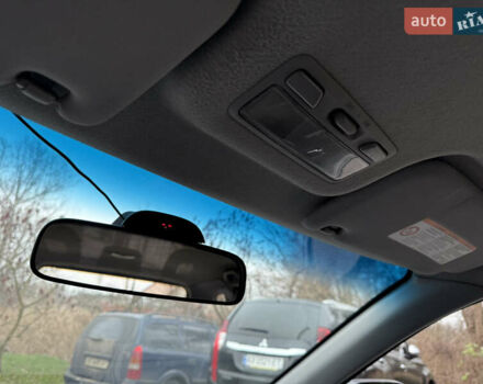 Серый Мицубиси Аутлендер, объемом двигателя 2.4 л и пробегом 240 тыс. км за 6900 $, фото 14 на Automoto.ua