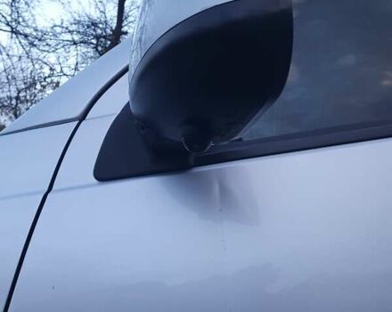 Міцубісі Аутлендер 2007 у Косове на Automoto.ua Сірий Міцубісі Аутлендер, об'ємом двигуна 2 л та пробігом 320 тис. км за 7500 $, фото 39 на Automoto.ua
