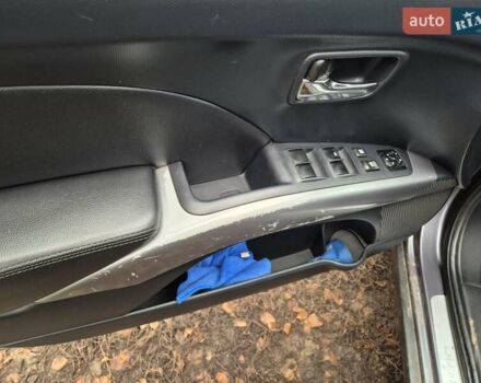 Сірий Міцубісі Аутлендер, об'ємом двигуна 3 л та пробігом 299 тис. км за 9000 $, фото 17 на Automoto.ua