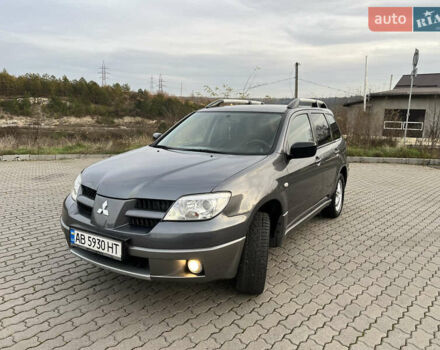 Серый Мицубиси Аутлендер, объемом двигателя 2 л и пробегом 196 тыс. км за 6450 $, фото 39 на Automoto.ua