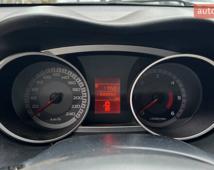 Серый Мицубиси Аутлендер, объемом двигателя 1.97 л и пробегом 310 тыс. км за 7600 $, фото 11 на Automoto.ua