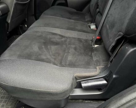 Серый Мицубиси Аутлендер, объемом двигателя 2 л и пробегом 260 тыс. км за 8400 $, фото 16 на Automoto.ua