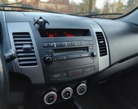 Сірий Міцубісі Аутлендер, об'ємом двигуна 0 л та пробігом 320 тис. км за 4049 $, фото 17 на Automoto.ua