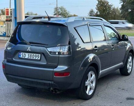 Сірий Міцубісі Аутлендер, об'ємом двигуна 2 л та пробігом 270 тис. км за 4600 $, фото 4 на Automoto.ua