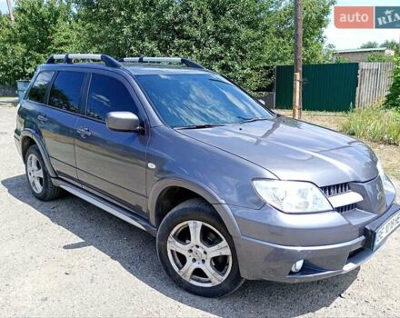 Серый Мицубиси Аутлендер, объемом двигателя 2.35 л и пробегом 342 тыс. км за 6900 $, фото 8 на Automoto.ua