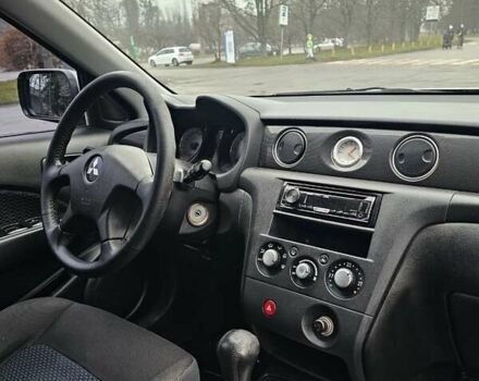 Сірий Міцубісі Аутлендер, об'ємом двигуна 2.38 л та пробігом 230 тис. км за 5400 $, фото 19 на Automoto.ua