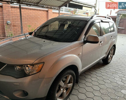 Сірий Міцубісі Аутлендер, об'ємом двигуна 2.36 л та пробігом 195 тис. км за 9500 $, фото 5 на Automoto.ua