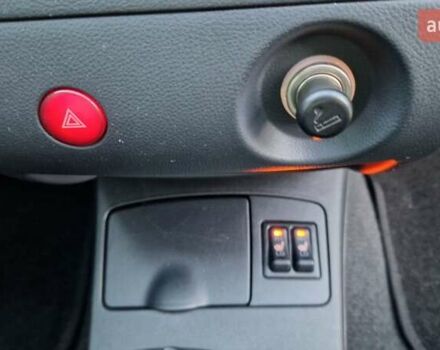 Серый Мицубиси Аутлендер, объемом двигателя 2 л и пробегом 157 тыс. км за 8300 $, фото 14 на Automoto.ua