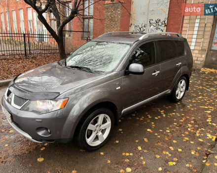Сірий Міцубісі Аутлендер, об'ємом двигуна 3 л та пробігом 209 тис. км за 9800 $, фото 10 на Automoto.ua