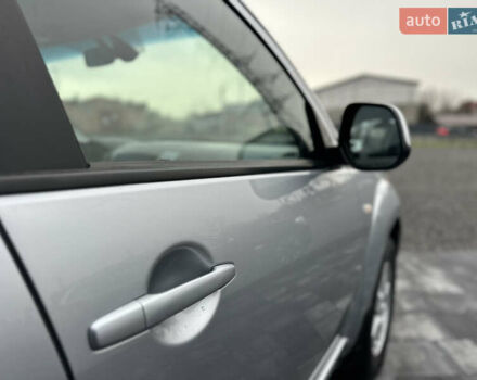 Серый Мицубиси Аутлендер, объемом двигателя 2.4 л и пробегом 61 тыс. км за 11300 $, фото 30 на Automoto.ua