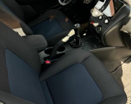 Серый Мицубиси Аутлендер, объемом двигателя 2 л и пробегом 214 тыс. км за 7300 $, фото 5 на Automoto.ua