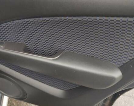 Серый Мицубиси Аутлендер, объемом двигателя 2 л и пробегом 200 тыс. км за 5999 $, фото 18 на Automoto.ua