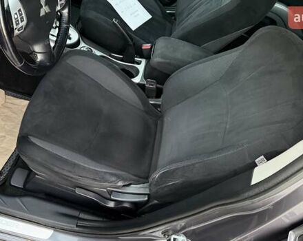 Серый Мицубиси Аутлендер, объемом двигателя 2.4 л и пробегом 174 тыс. км за 9599 $, фото 14 на Automoto.ua