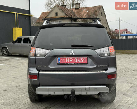 Сірий Міцубісі Аутлендер, об'ємом двигуна 2 л та пробігом 237 тис. км за 8999 $, фото 21 на Automoto.ua