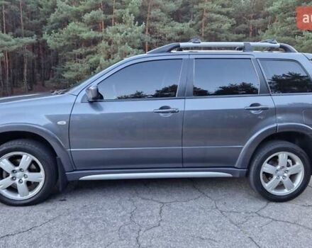 Серый Мицубиси Аутлендер, объемом двигателя 2 л и пробегом 157 тыс. км за 8300 $, фото 8 на Automoto.ua