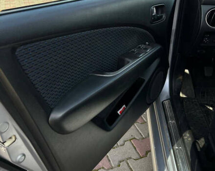 Сірий Міцубісі Аутлендер, об'ємом двигуна 2 л та пробігом 214 тис. км за 6900 $, фото 8 на Automoto.ua