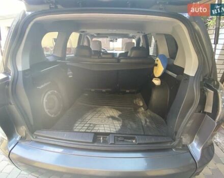 Серый Мицубиси Аутлендер, объемом двигателя 3 л и пробегом 232 тыс. км за 9200 $, фото 3 на Automoto.ua