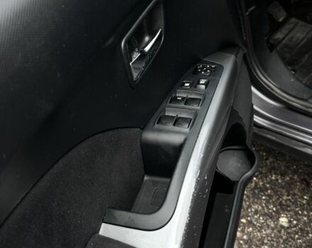 Серый Мицубиси Аутлендер, объемом двигателя 2 л и пробегом 339 тыс. км за 4949 $, фото 3 на Automoto.ua