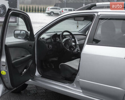 Сірий Міцубісі Аутлендер, об'ємом двигуна 2 л та пробігом 258 тис. км за 5650 $, фото 18 на Automoto.ua