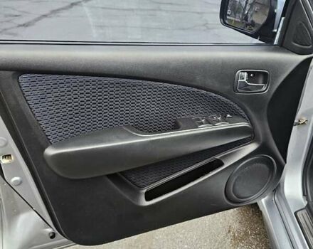 Сірий Міцубісі Аутлендер, об'ємом двигуна 2.38 л та пробігом 230 тис. км за 5700 $, фото 22 на Automoto.ua