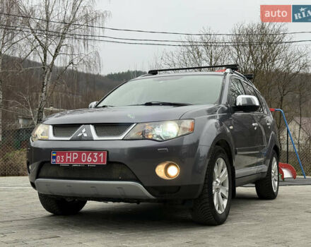 Сірий Міцубісі Аутлендер, об'ємом двигуна 2 л та пробігом 237 тис. км за 8999 $, фото 12 на Automoto.ua