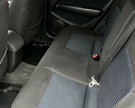 Серый Мицубиси Аутлендер, объемом двигателя 2 л и пробегом 209 тыс. км за 7200 $, фото 22 на Automoto.ua