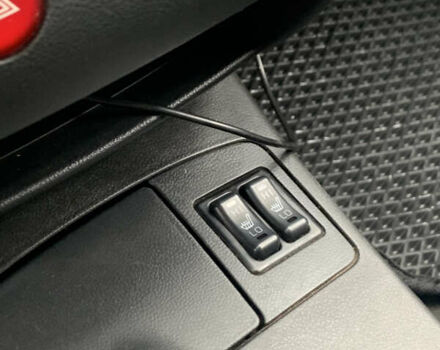 Серый Мицубиси Аутлендер, объемом двигателя 2 л и пробегом 247 тыс. км за 5999 $, фото 16 на Automoto.ua