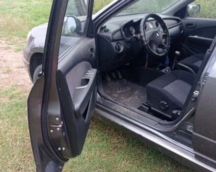 Сірий Міцубісі Аутлендер, об'ємом двигуна 2 л та пробігом 208 тис. км за 6000 $, фото 2 на Automoto.ua