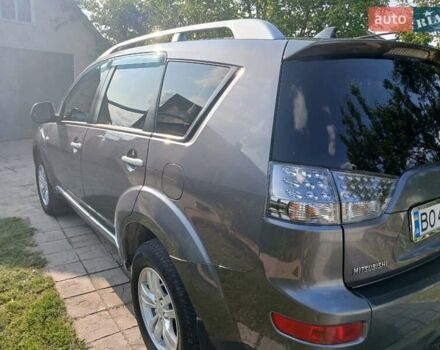 Сірий Міцубісі Аутлендер, об'ємом двигуна 2.18 л та пробігом 270 тис. км за 9800 $, фото 3 на Automoto.ua