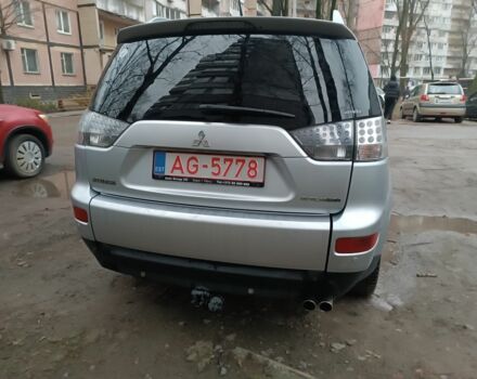 Сірий Міцубісі Аутлендер, об'ємом двигуна 0 л та пробігом 280 тис. км за 4800 $, фото 4 на Automoto.ua