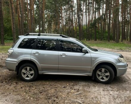 Серый Мицубиси Аутлендер, объемом двигателя 2.4 л и пробегом 225 тыс. км за 6500 $, фото 7 на Automoto.ua