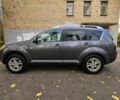 Серый Мицубиси Аутлендер, объемом двигателя 2 л и пробегом 400 тыс. км за 4700 $, фото 3 на Automoto.ua