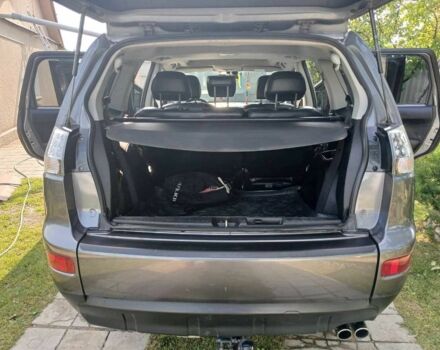 Сірий Міцубісі Аутлендер, об'ємом двигуна 2.2 л та пробігом 270 тис. км за 9800 $, фото 13 на Automoto.ua