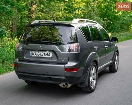 Серый Мицубиси Аутлендер, объемом двигателя 2.4 л и пробегом 280 тыс. км за 8000 $, фото 4 на Automoto.ua