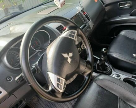 Сірий Міцубісі Аутлендер, об'ємом двигуна 2.2 л та пробігом 270 тис. км за 9800 $, фото 14 на Automoto.ua