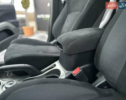 Серый Мицубиси Аутлендер, объемом двигателя 2.4 л и пробегом 61 тыс. км за 11300 $, фото 33 на Automoto.ua