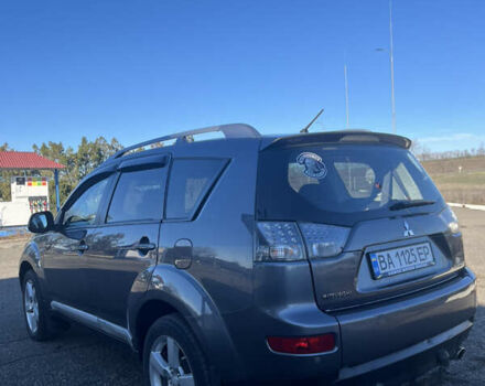 Сірий Міцубісі Аутлендер, об'ємом двигуна 2.36 л та пробігом 214 тис. км за 7800 $, фото 2 на Automoto.ua