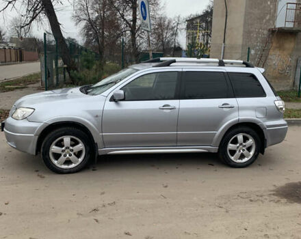 Серый Мицубиси Аутлендер, объемом двигателя 2 л и пробегом 247 тыс. км за 5999 $, фото 8 на Automoto.ua