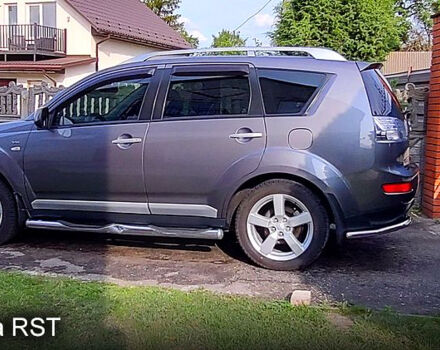 Мицубиси Аутлендер 2008 в Черкассах на Automoto.ua Серый Мицубиси Аутлендер, объемом двигателя 3 л и пробегом 72 тыс. км за 12500 $, фото 1 на Automoto.ua