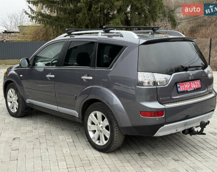 Сірий Міцубісі Аутлендер, об'ємом двигуна 2 л та пробігом 237 тис. км за 8999 $, фото 23 на Automoto.ua