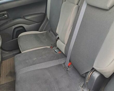 Сірий Міцубісі Аутлендер, об'ємом двигуна 2.4 л та пробігом 169 тис. км за 7000 $, фото 5 на Automoto.ua