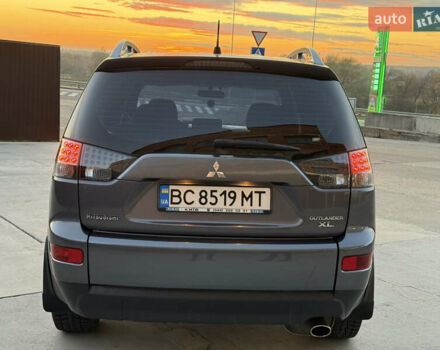 Серый Мицубиси Аутлендер, объемом двигателя 2.4 л и пробегом 210 тыс. км за 8300 $, фото 14 на Automoto.ua