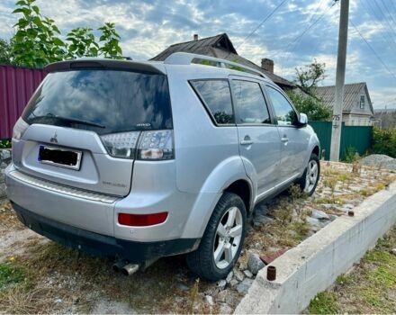 Серый Мицубиси Аутлендер, объемом двигателя 2 л и пробегом 330 тыс. км за 4000 $, фото 7 на Automoto.ua