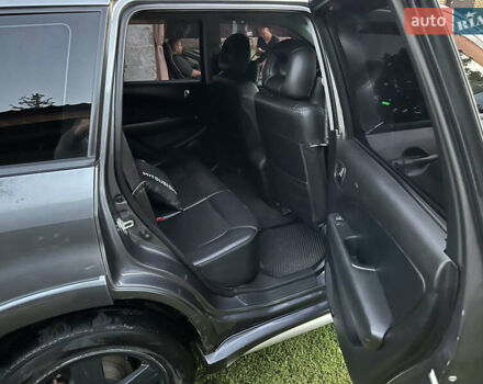 Сірий Міцубісі Аутлендер, об'ємом двигуна 2.38 л та пробігом 273 тис. км за 8000 $, фото 10 на Automoto.ua